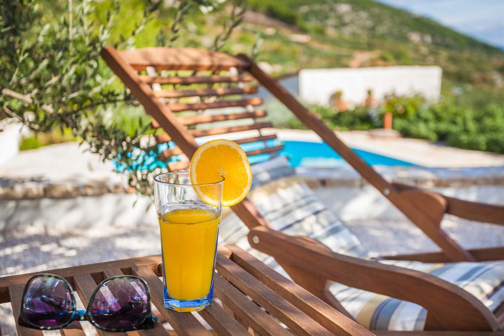 Holiday Home Zlatni San - Private Heated Pool Bol Habitación foto