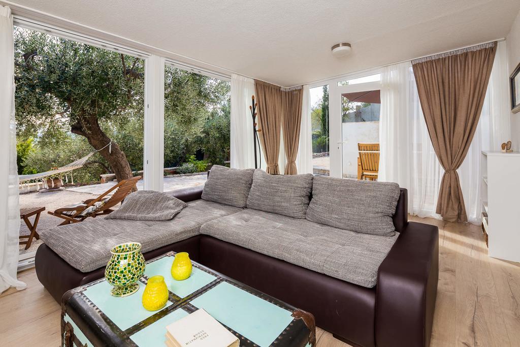 Holiday Home Zlatni San - Private Heated Pool Bol Habitación foto
